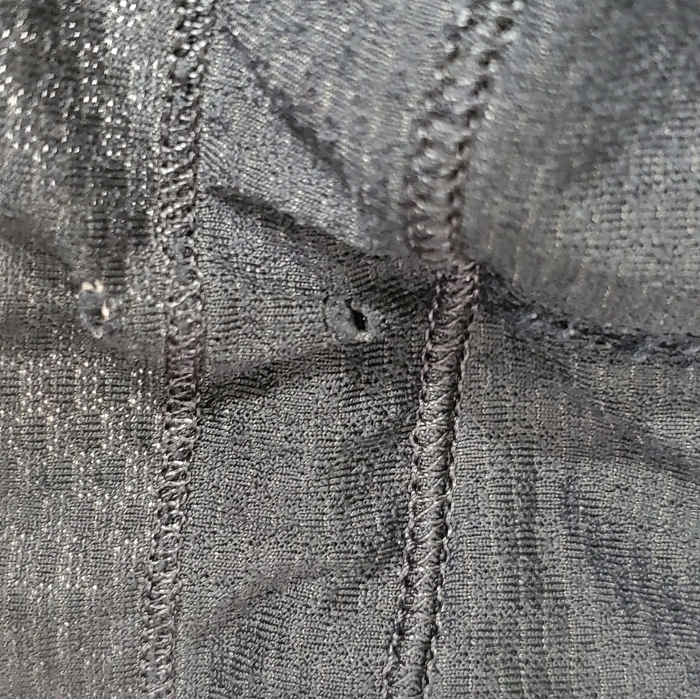 Lululemon Women's Tank Top Racer Back Cinch Waist Black Size 6-E64 - Picture 6 of 6